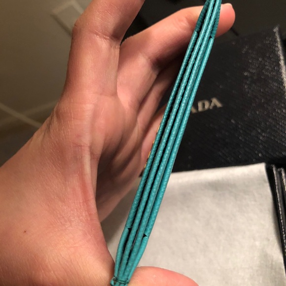 Prada saffiano wallet holder - Picture 2 of 8